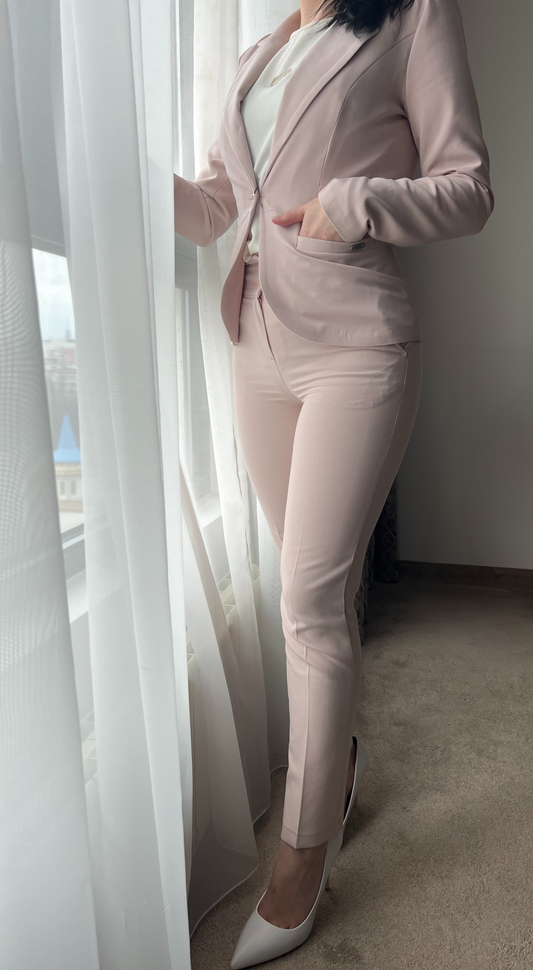 Дамски костюм сако и панталон