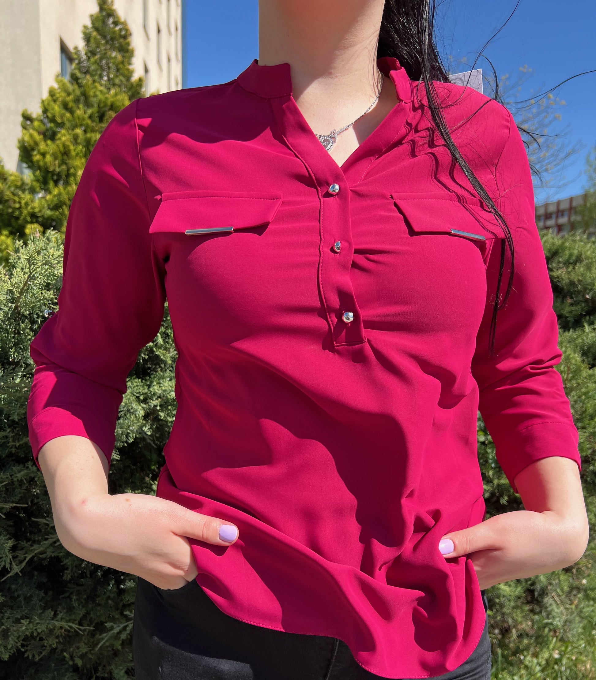 Дамска блуза-риза в цвят циклама със свободна кройка, 7/8 ръкави с регулируема дължина и джобове на гърдите, модел Elicia